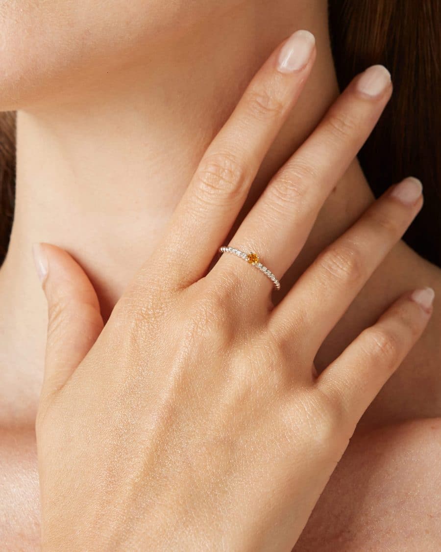 Eternity anello con citrino e diamanti in oro bianco 18KT - immagine 2